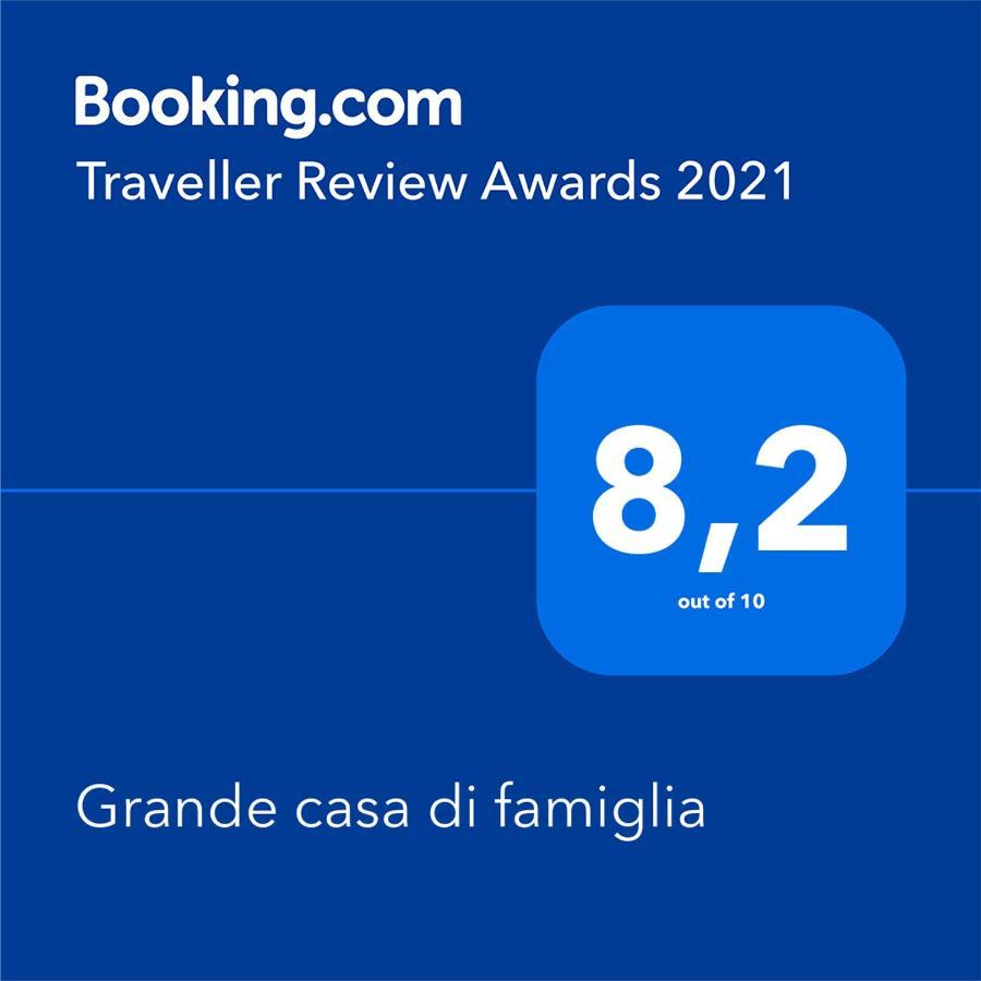 Grande Casa Di Famiglia Lejlighed Temù Eksteriør billede