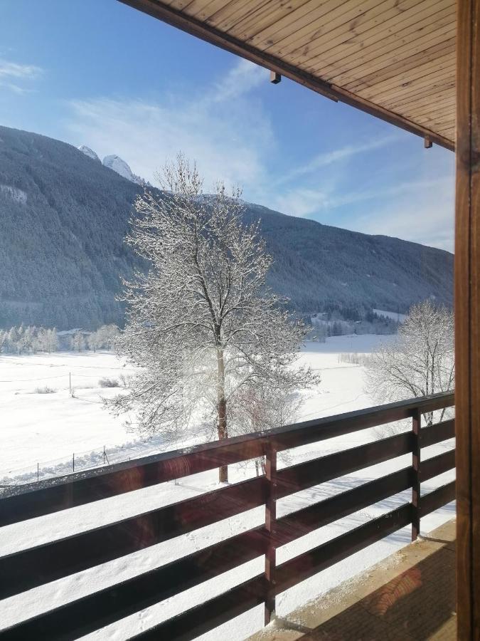 Grande Casa Di Famiglia Lejlighed Temù Eksteriør billede