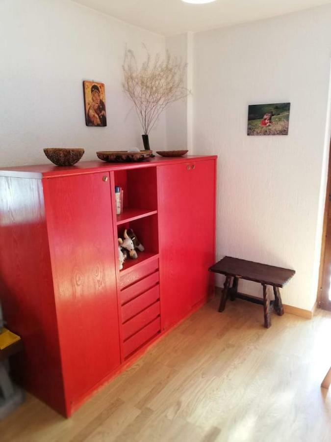 Grande Casa Di Famiglia Lejlighed Temù Eksteriør billede